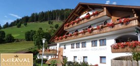 Naturhotel MIRAVAL Naturhotel MIRAVAL
